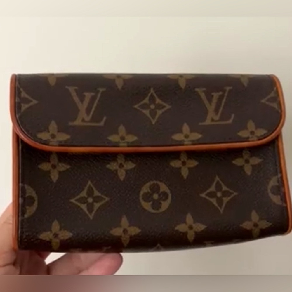 LV Monogram Pochette Florentine